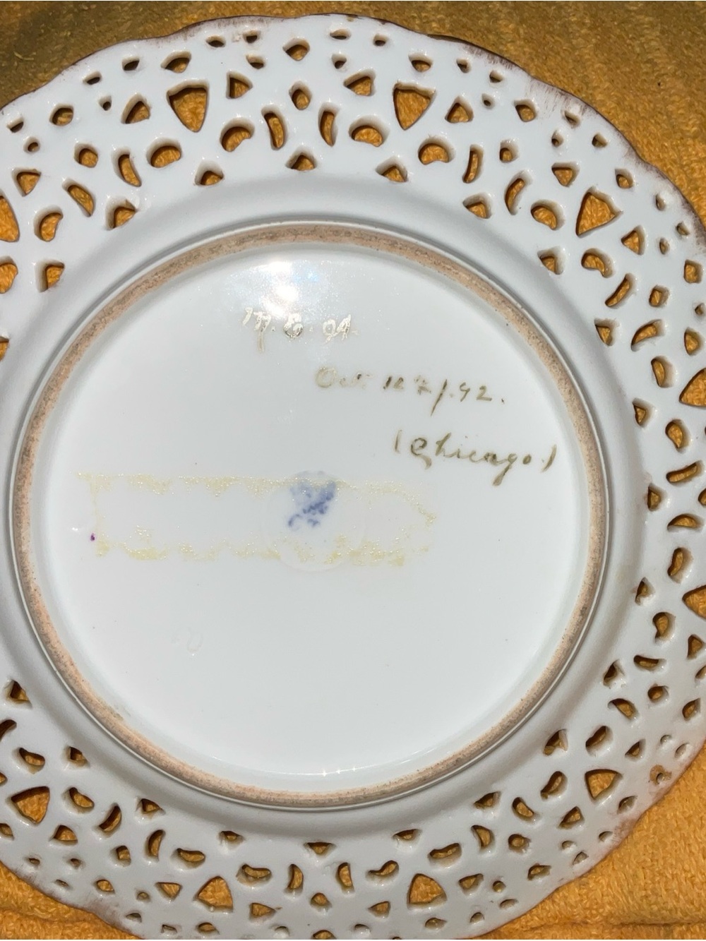 Antique Gold Filigree Decorative Plate with Gold Palm Motif - Picture 6 of 7